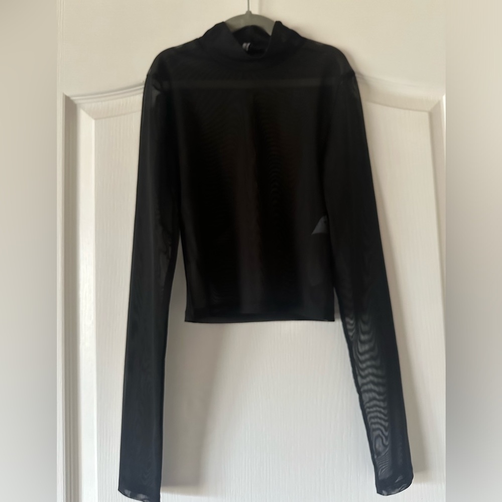 Abercrombie & Fitch Mesh Mock Neck